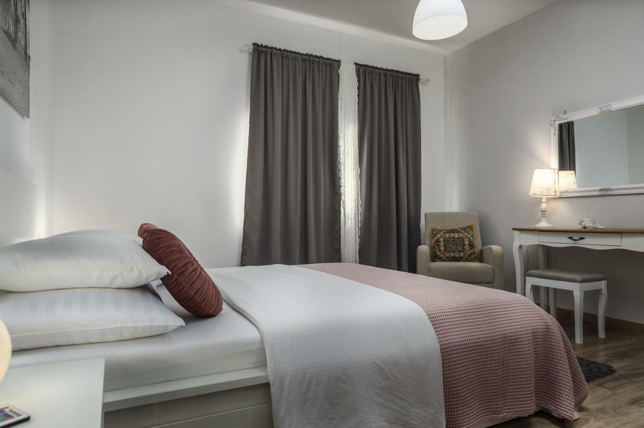 Apartman Anastazija Ровінь Екстер'єр фото